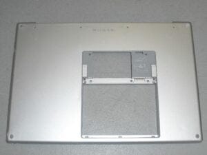 BOTTOM CASE ASSY MacBook Pro 15 Early 2008 620-4272,620-4272-05,620-4355